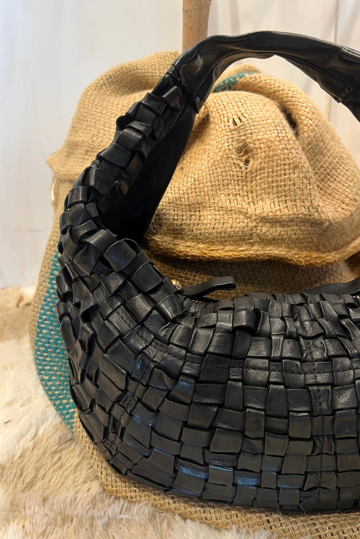 Borsa Marisa in pelle intrecciata
