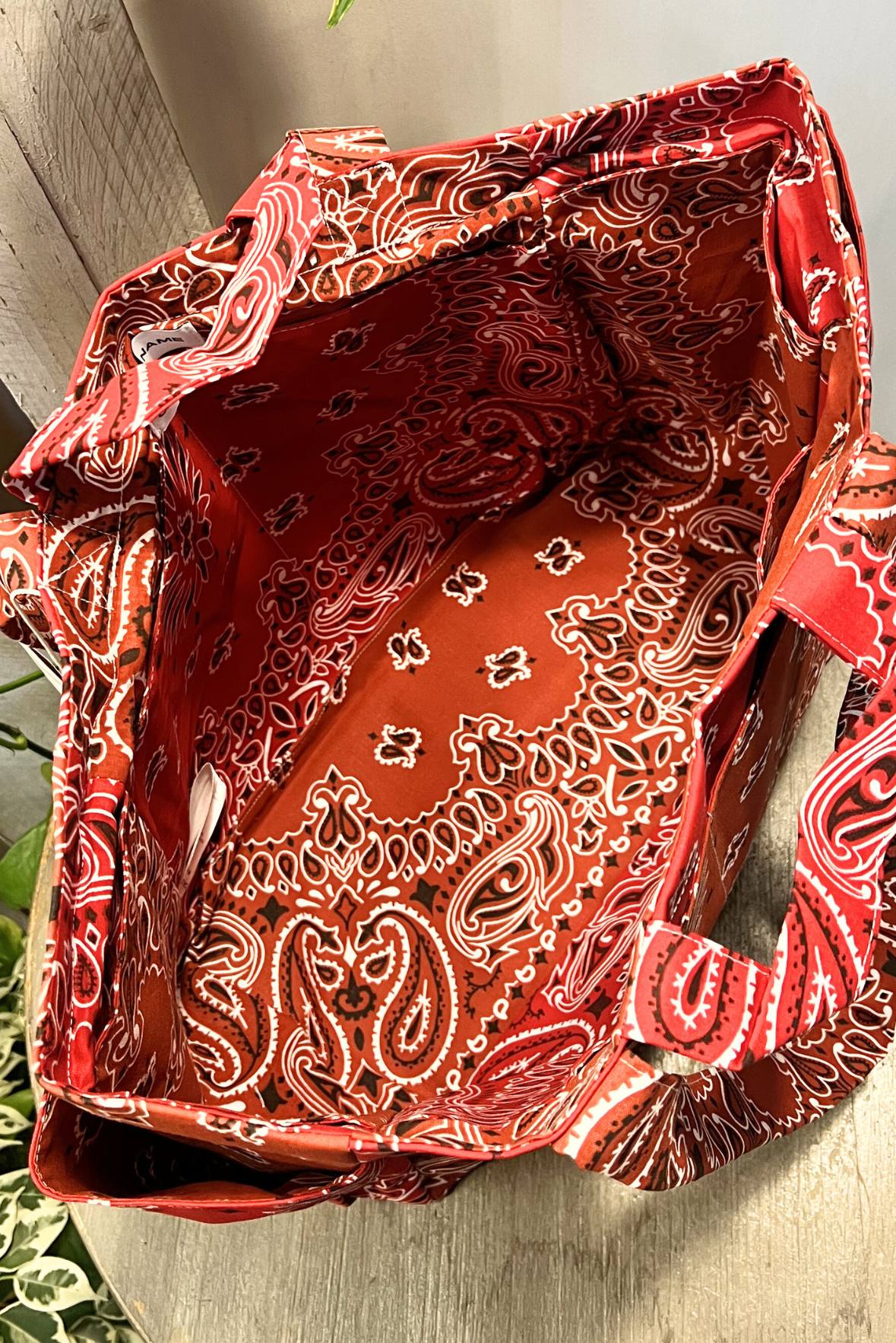 Shopping bandana