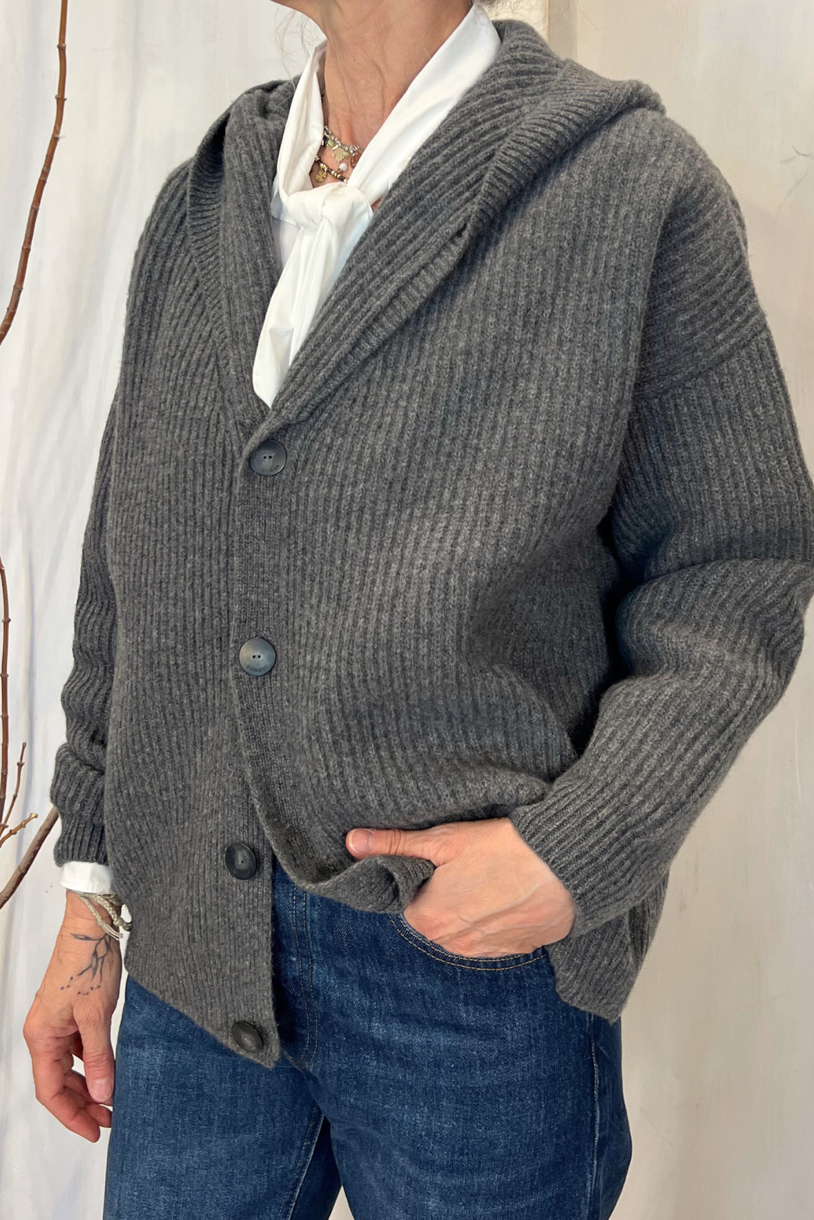 Maxi cardigan con cappuccio