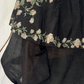 Camicia a fiori con collo a mantellina