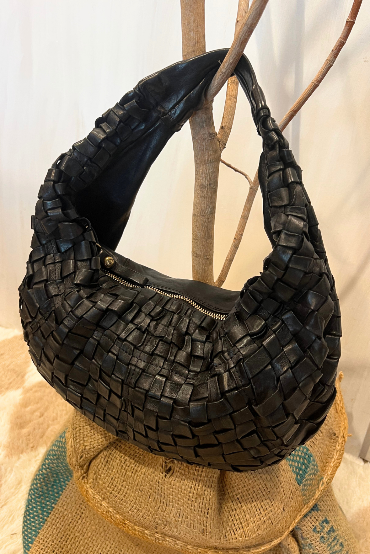 Borsa Marisa in pelle intrecciata