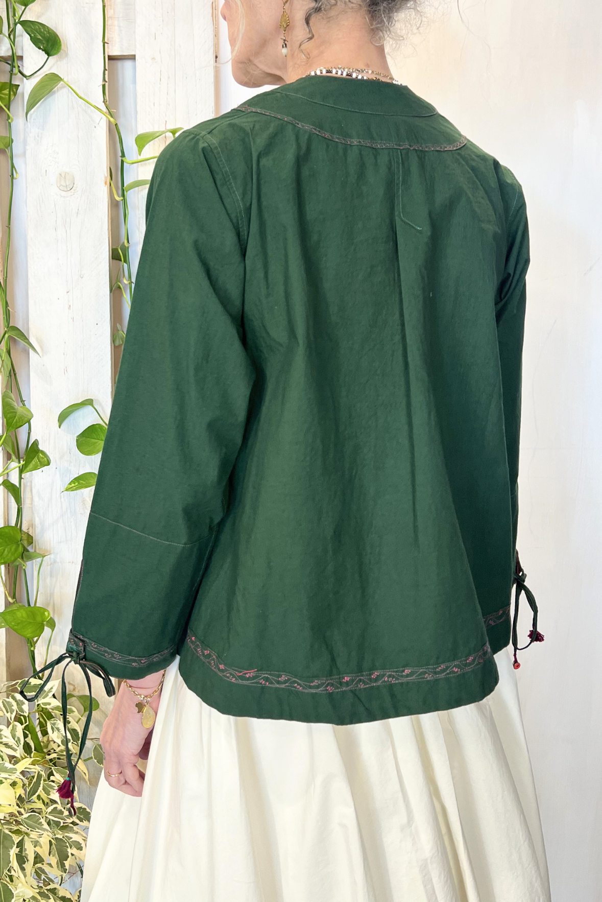 Blusa con ricami