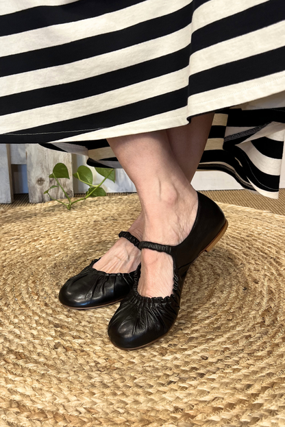 Ballerina in pelle
