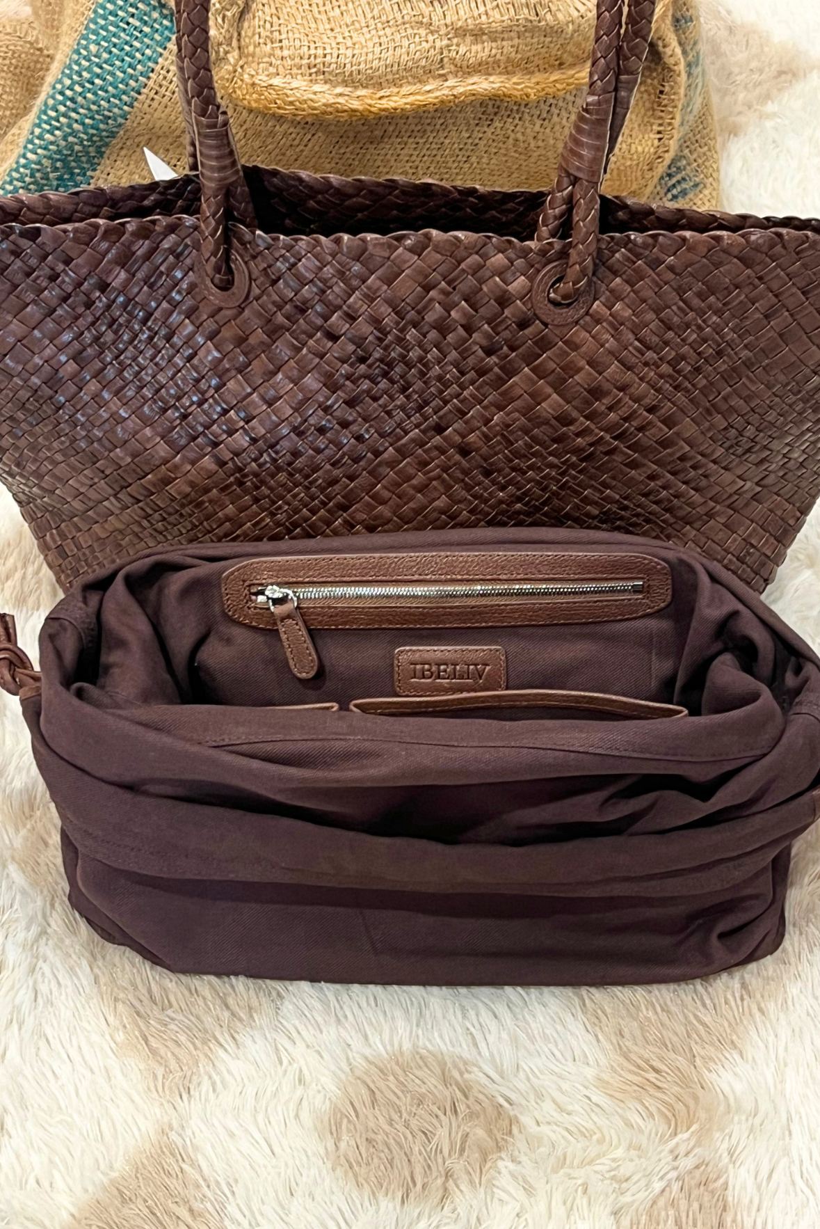 Shopper Bazika in pelle intrecciata